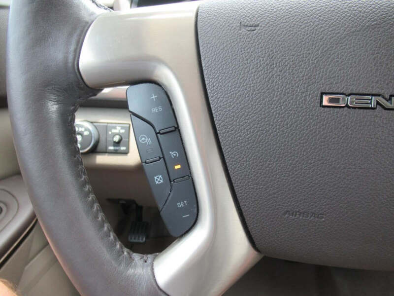 2015 GMC Acadia Denali