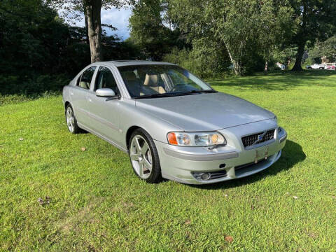 2004 Volvo S60 R