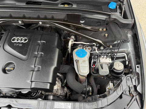 2012 Audi Q5 2.0T quattro Premium Plus