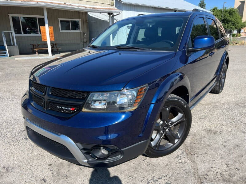 Used 2019 Dodge Journey Crossroad with VIN 3C4PDCGG0KT809964 for sale in Clovis, CA