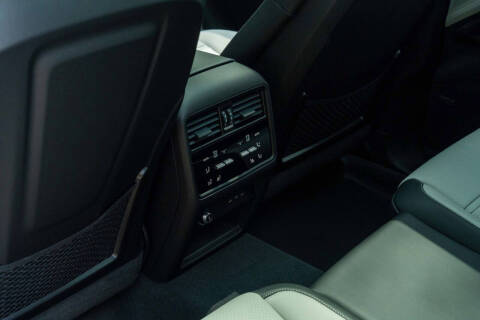 2025 Porsche Cayenne Coupe