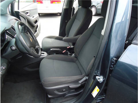 2022 Chevrolet Trax LS