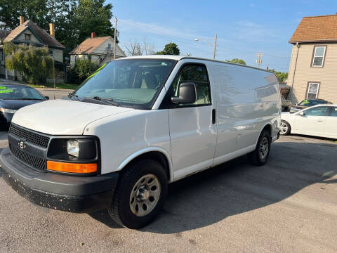 2010 Chevrolet Express Cargo for sale at Valley Auto Finance in Warren OH