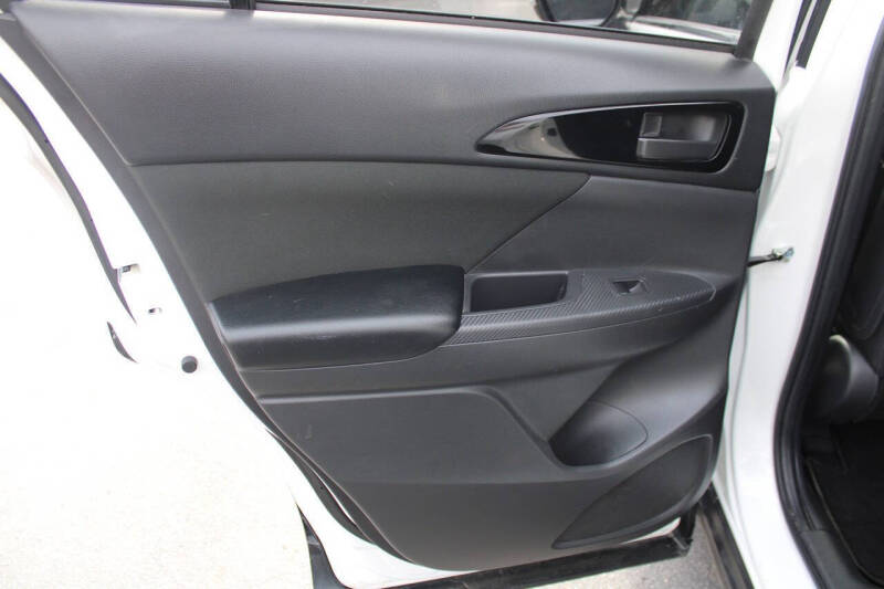 2018 Mitsubishi Eclipse Cross LE