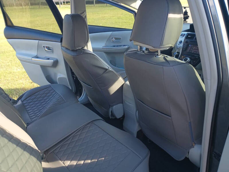 2012 Toyota Prius v Five