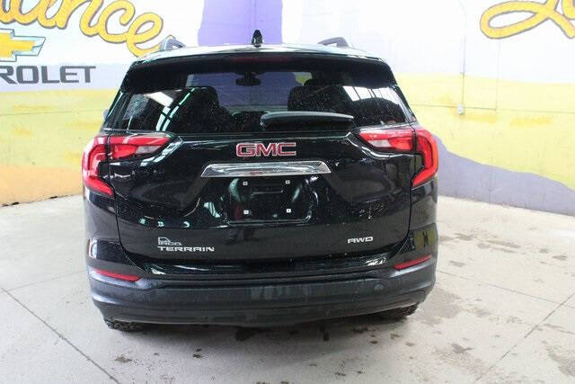 2021 GMC Terrain SLE