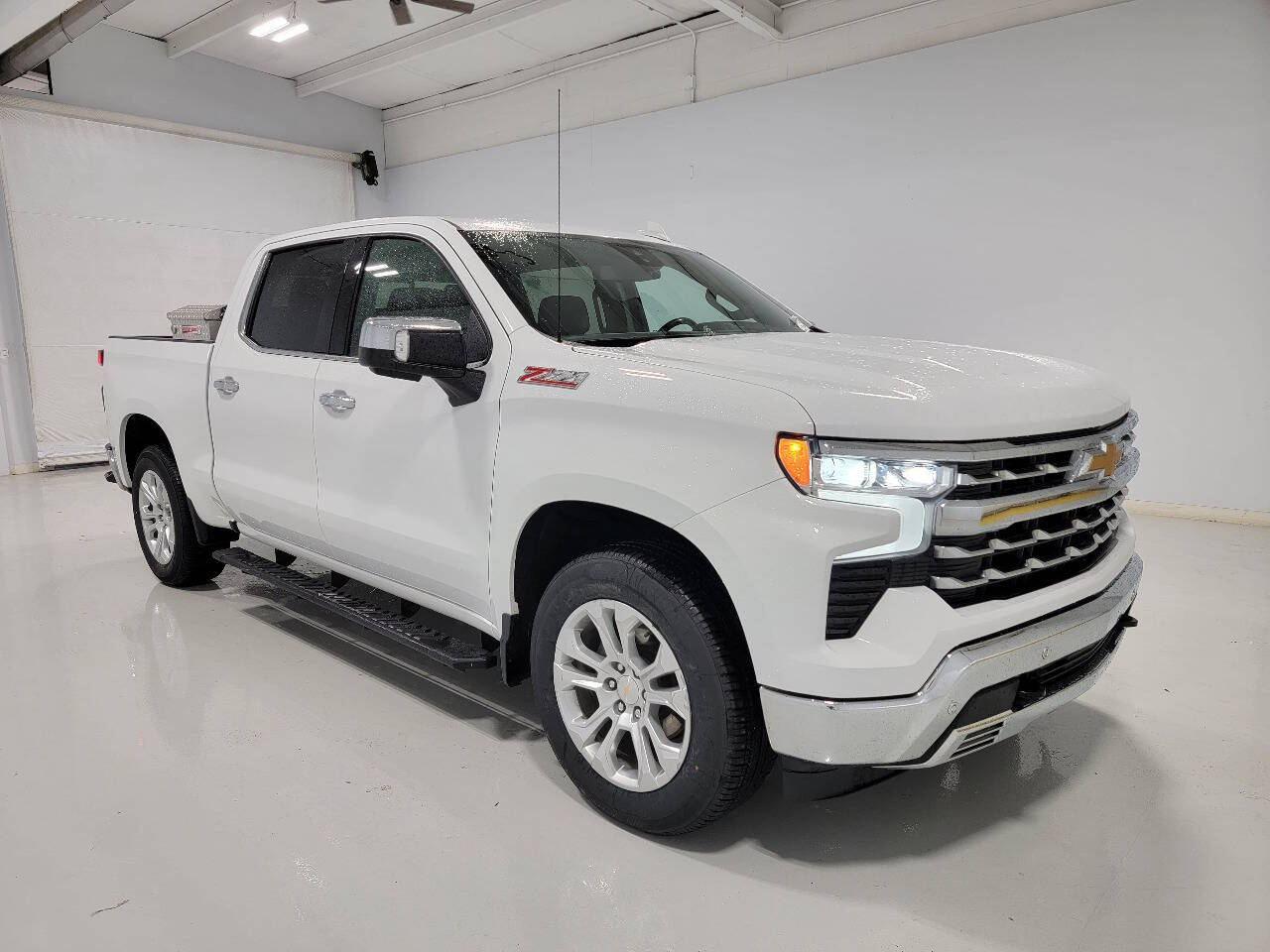 2024 Chevrolet Silverado 1500 LTZ 4x4 4dr Crew Cab 5.8 ft. SB 