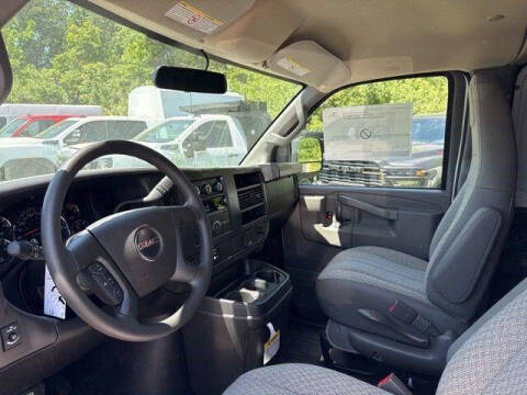 2026 GMC Savana 2500