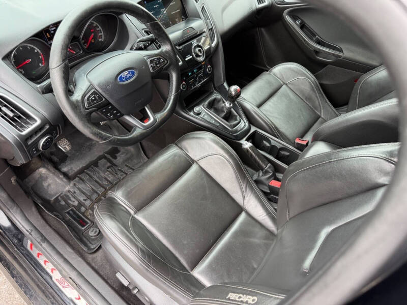 2016 Ford Focus ST
