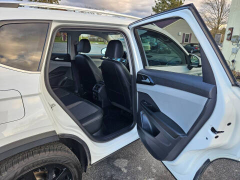 2022 Volkswagen Taos SE 4Motion