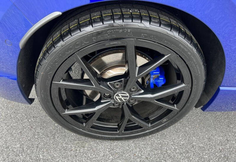 2023 Volkswagen Golf R 20th Anniversary Edition