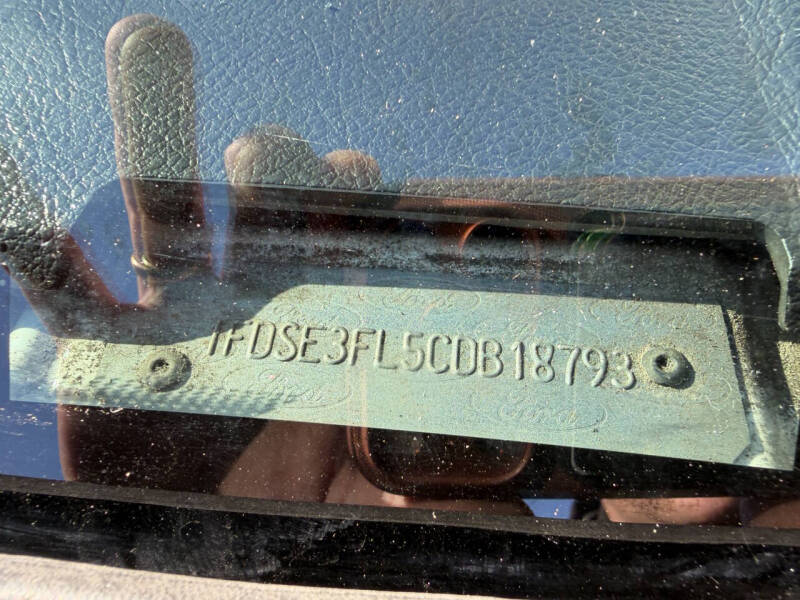 2012 Ford E-Series E-350 SD