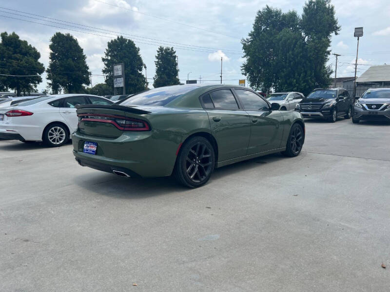 2019 Dodge Charger SXT