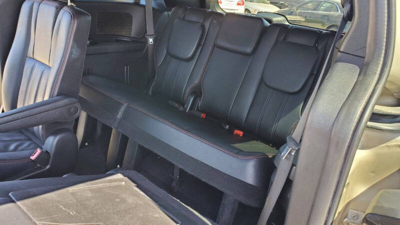 2014 Dodge Grand Caravan R/T