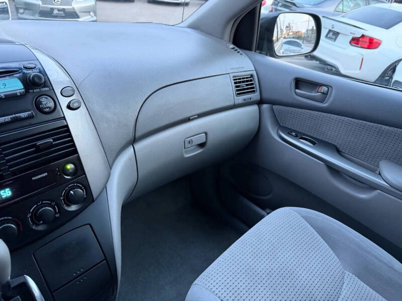 2006 Toyota Sienna