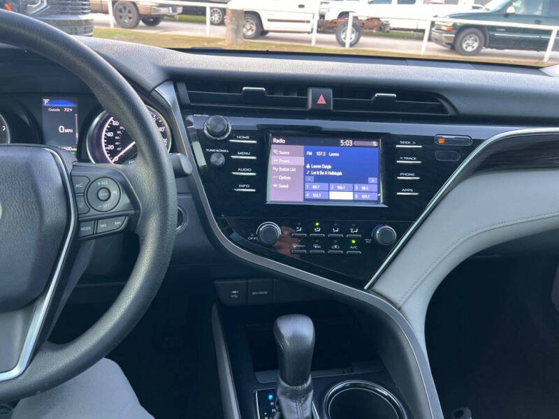 2018 Toyota Camry LE