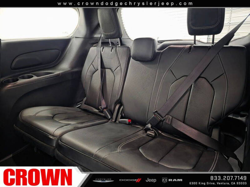 2022 Chrysler Pacifica Hybrid Touring L