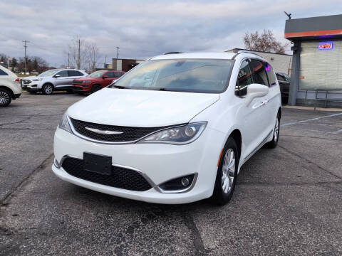 2018 Chrysler Pacifica Touring L