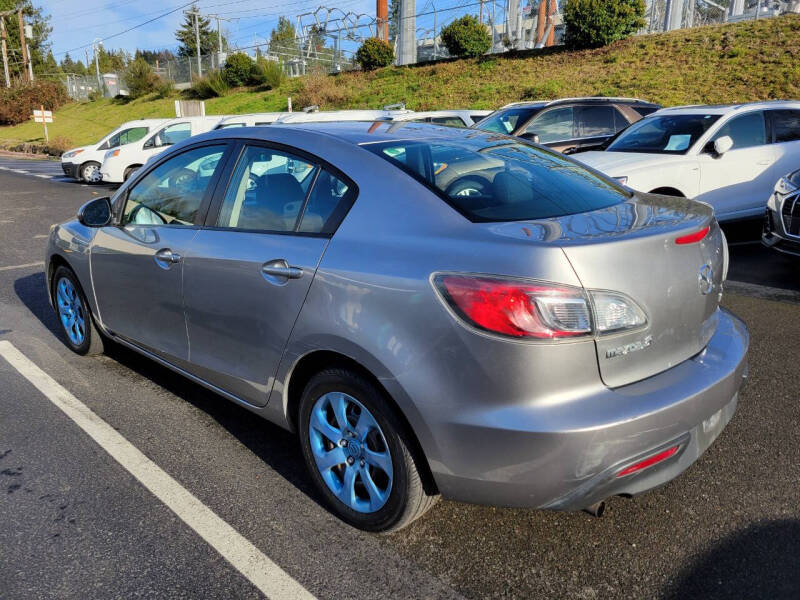 2011 Mazda MAZDA3 i Sport photo 5