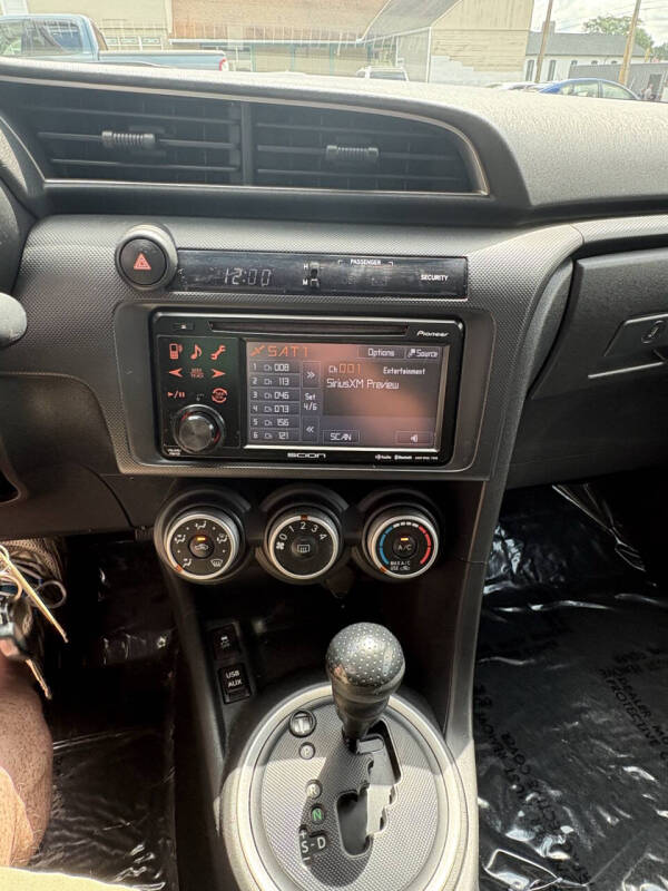 2012 Scion tC