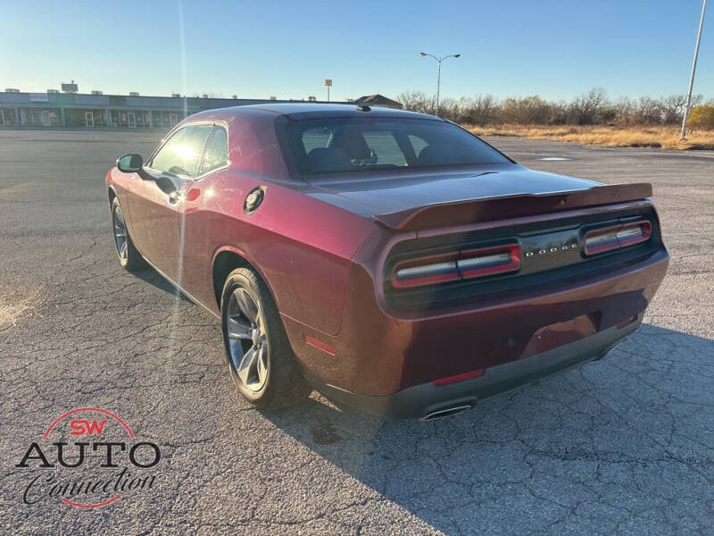 2020 Dodge Challenger SXT