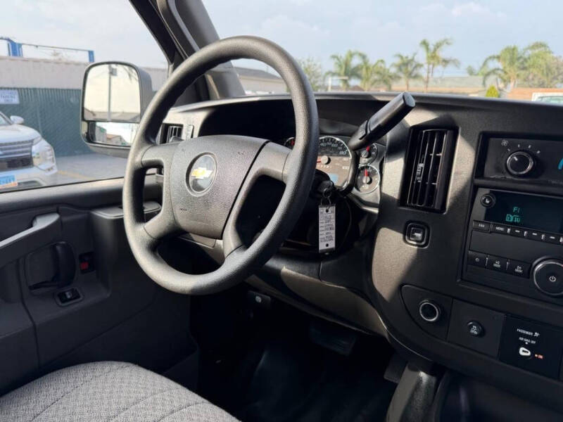 2019 Chevrolet Express 2500