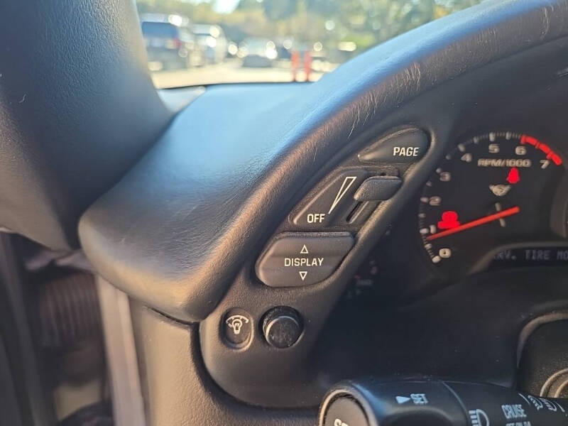 2004 Chevrolet Corvette