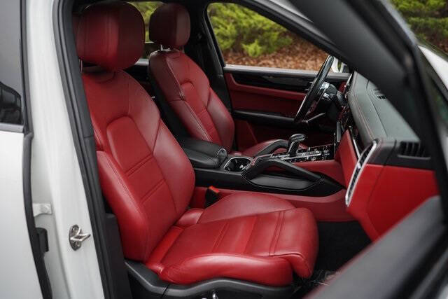 2021 Porsche Cayenne S