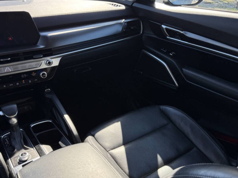 2023 Kia Telluride S