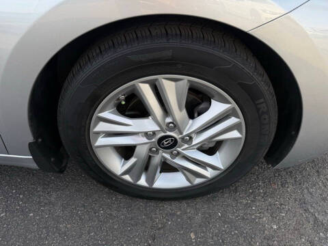 2020 Hyundai Elantra