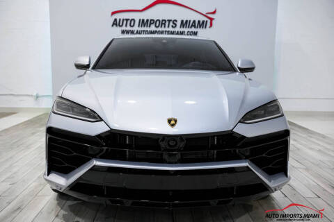 2025 Lamborghini Urus SE