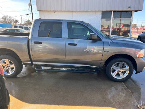 2012 RAM 1500 ST