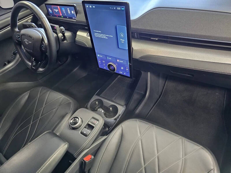 2023 Ford Mustang Mach-E Select