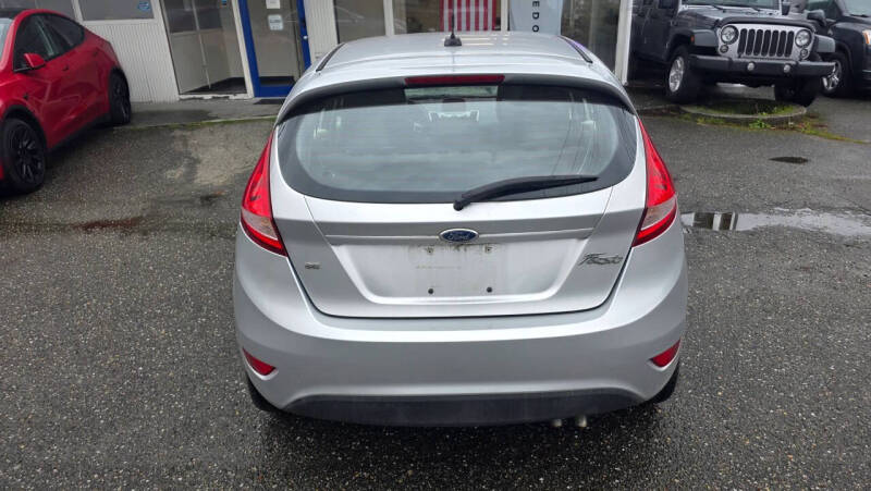 2011 Ford Fiesta SE