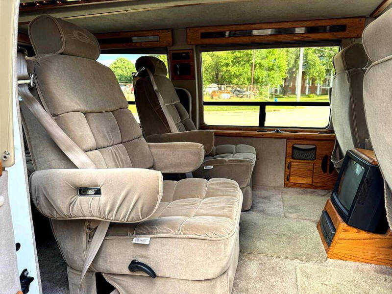 1997 Dodge Ram Van 2500