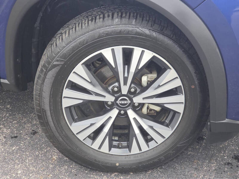 2022 Nissan Rogue SV