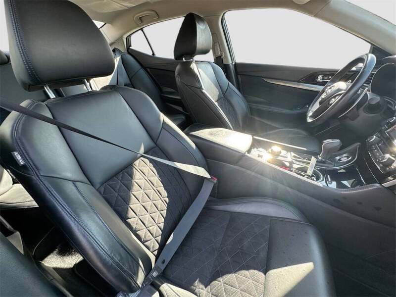 2016 Nissan Maxima 3.5 SR