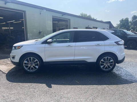 2017 Ford Edge Titanium