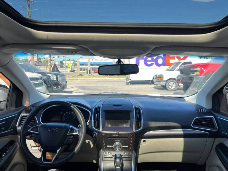 2017 Ford Edge Titanium