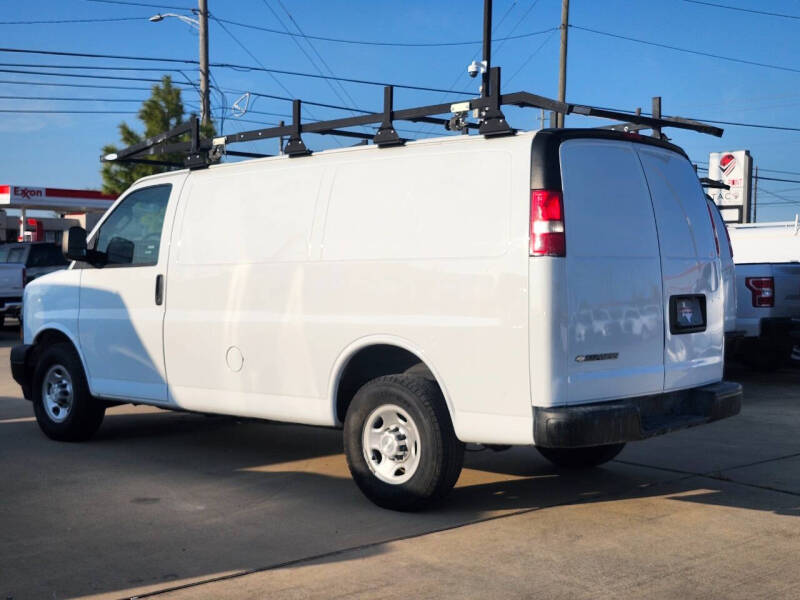 2019 Chevrolet Express 2500
