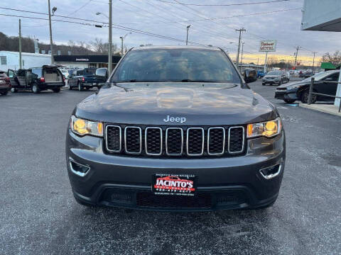 2017 Jeep Grand Cherokee Laredo