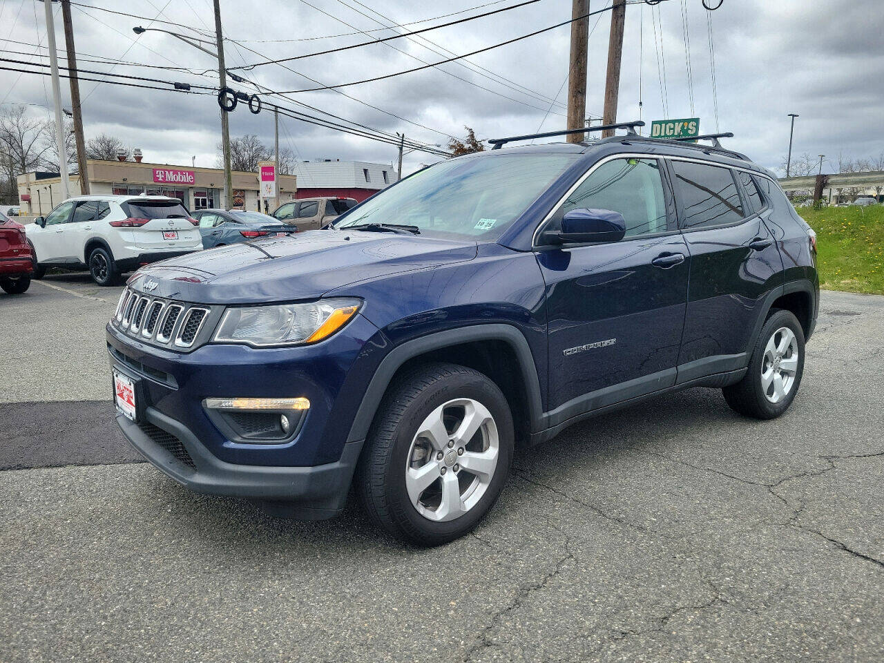 2020 Jeep Compass for sale at HILLTOP NISSAN in East Hanover, NJ