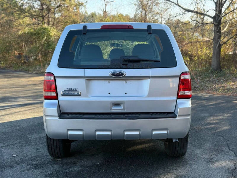 2011 Ford Escape XLS