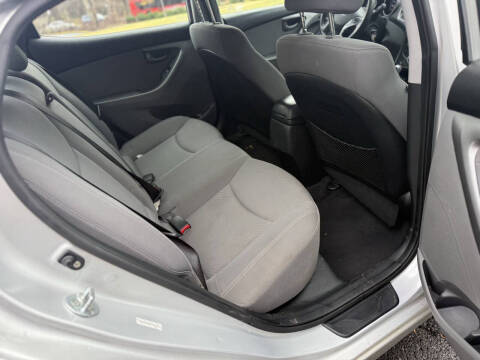 2014 Hyundai Elantra SE