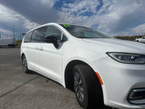 2024 Chrysler Pacifica Plug-In Hybrid
