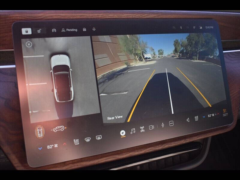 2023 Rivian R1S Adventure