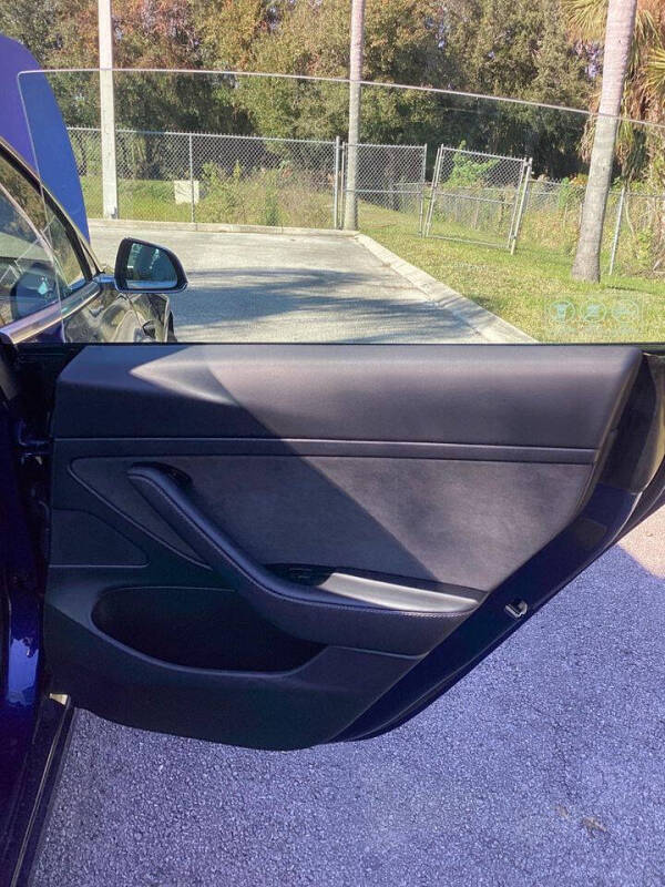 2020 Tesla Model 3 Standard Range Plus