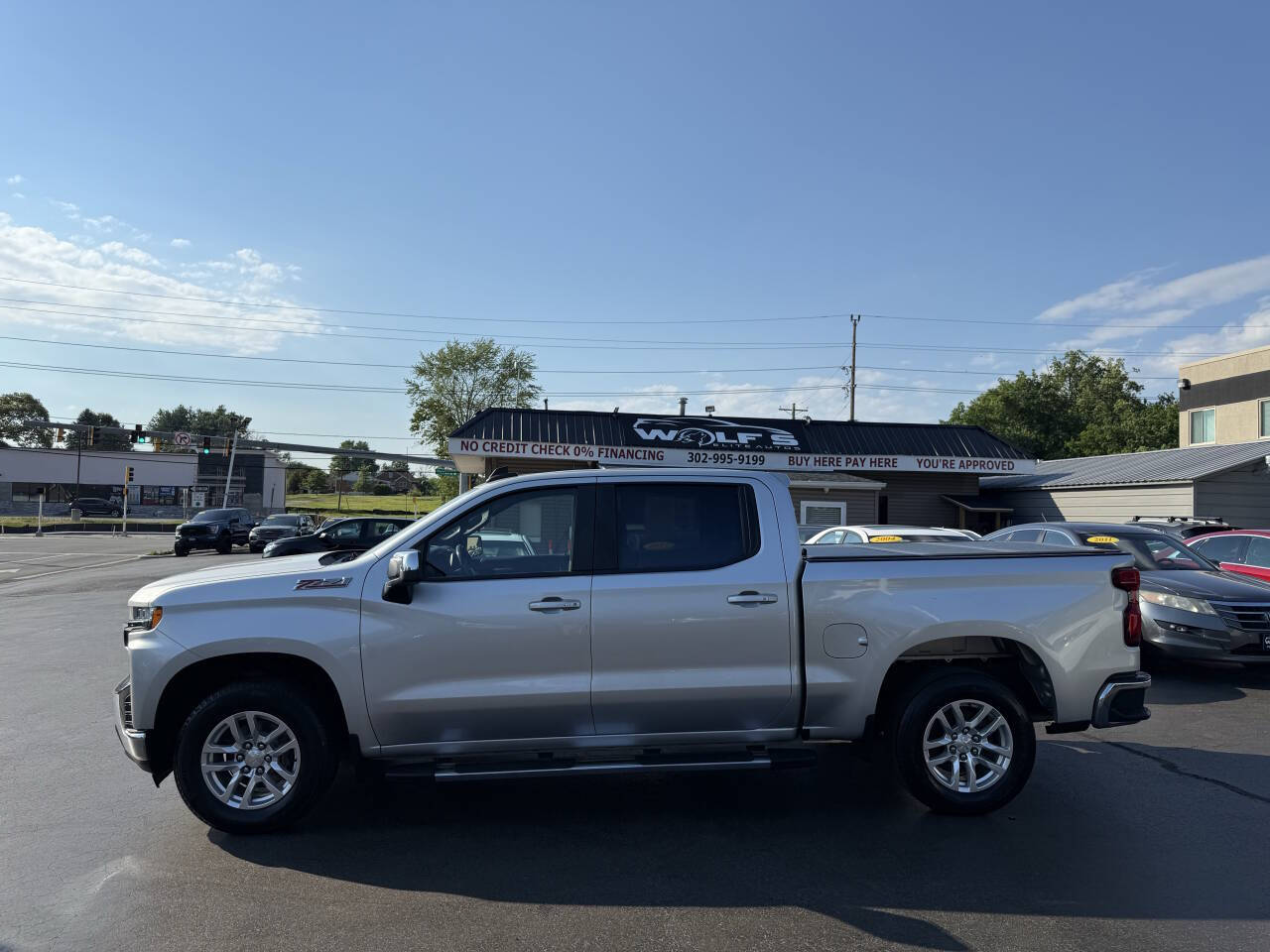 View vehicle photo 5