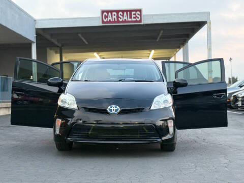 2015 Toyota Prius Two