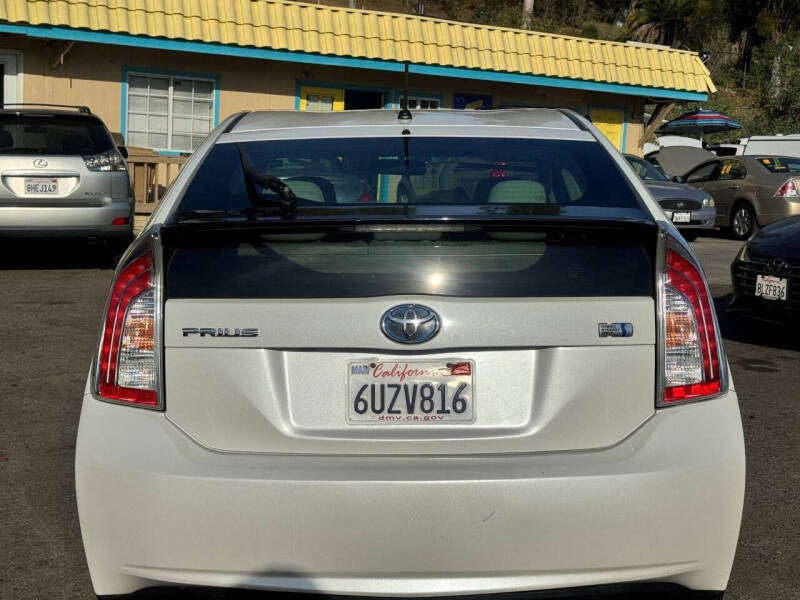 2012 Toyota Prius Two